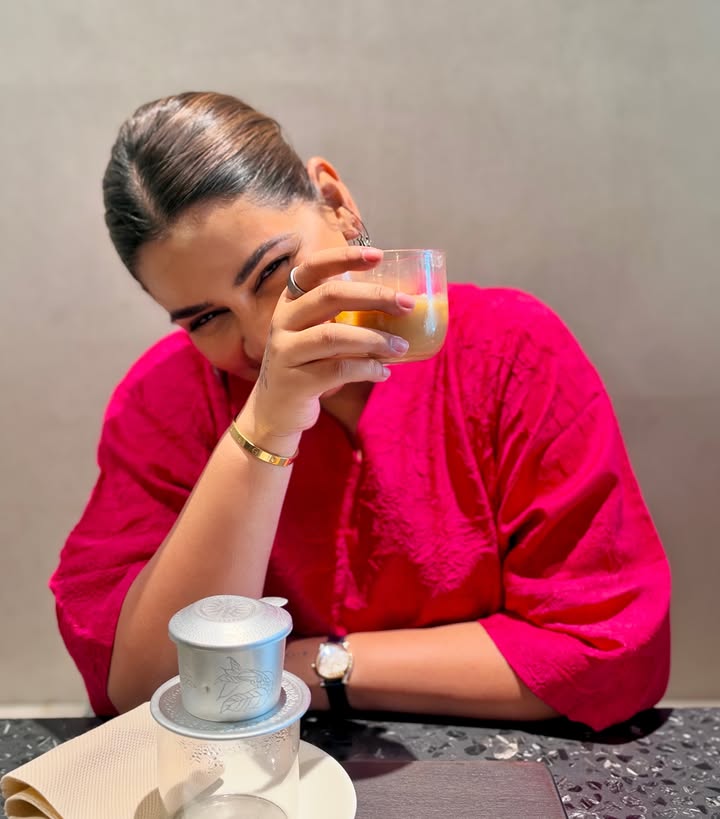 caffeine before the chaniya choli chaos ☕️✨