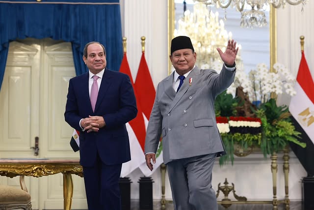 Presiden menerima kunjungan kenegaraan Presiden Republik Arab Mesir, Yang Mulia Abdel Fattah El-Sisi, di Indonesia. Kunjungan ini menjadi momentum untuk memperkuat hubungan bilateral kedua negara, menyepakati sejumlah…