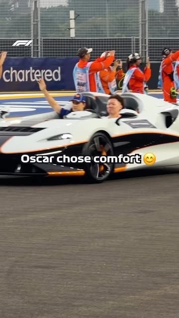 The aura farmers vs the comfortable king Oscar Piastri 👑 #F1 #Formula1 #SingaporeGP @oscarpiastri @mclarenf1
