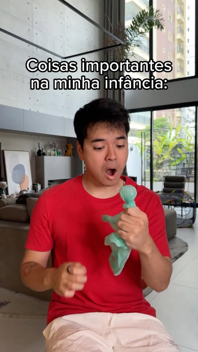 Coisas que fazíamos quando éramos crianças 👶❤ Vc tb fazia isso? O que mais você fazia? Marque os amigos aê 💞 @ifoodbrasil #PedeiFoodJá *publi