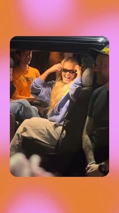 The cheers every time lmaoooo she is so unserious ICYMI, Zara Larsson is currently on her ‘Midnight Sun’ tour, and at a recent stop in Auckland, New Zealand, Zara had a hilarious interaction with waiting fans from ins…