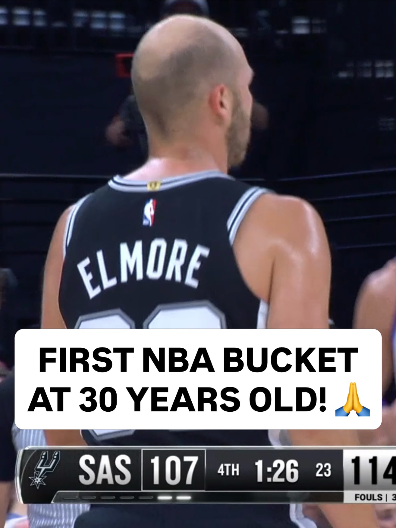 After seven years pro and four years in the @nbagleague, @jbe_33 scores his FIRST NBA BUCKET for the @spurs at 30 years old! 🙏
