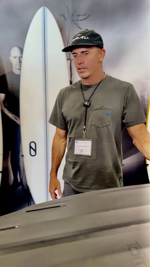 Talkin’ some deep design thoughts at the @BoardRoomShow with two of the best… @Tomo_Surfboards + @KellySlater …MINDCRAFT looking epic @SlaterDesigns @FirewireSurfboards @ANewEarthProject