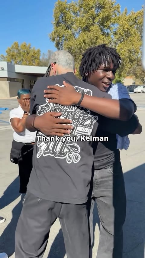 “I’d be nothing without her.” ❤️‍🩹 Thank you @joinonepay and @travisbarker for helping this 14-year-old chase his drumming dreams 🥁💙 #OnePayPartner