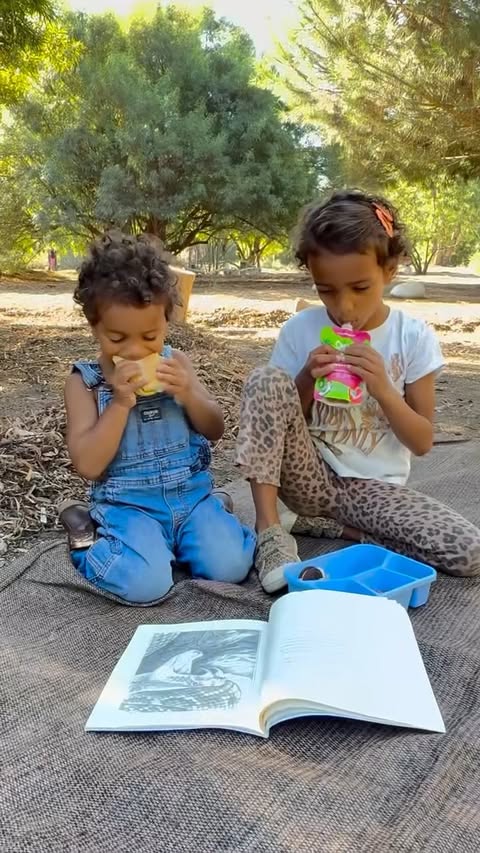well that was a rollercoaster 😅😆 always keeping extra snacks (and extra clothes!!) on deck. @onceuponafarm new Organic Electrolyte Blends are the perfect adventure-day addition. they’re made a variety of fruits, veg…