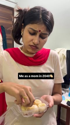 @swiggyindia yeh chatore logo par nazar rakho aap pls☝️🥟 mom life funny mom in 2040 future mom desi mom Indian mom comedy momos lover momos addiction parenting humor relatable mom Indian parenting funny parenting des…