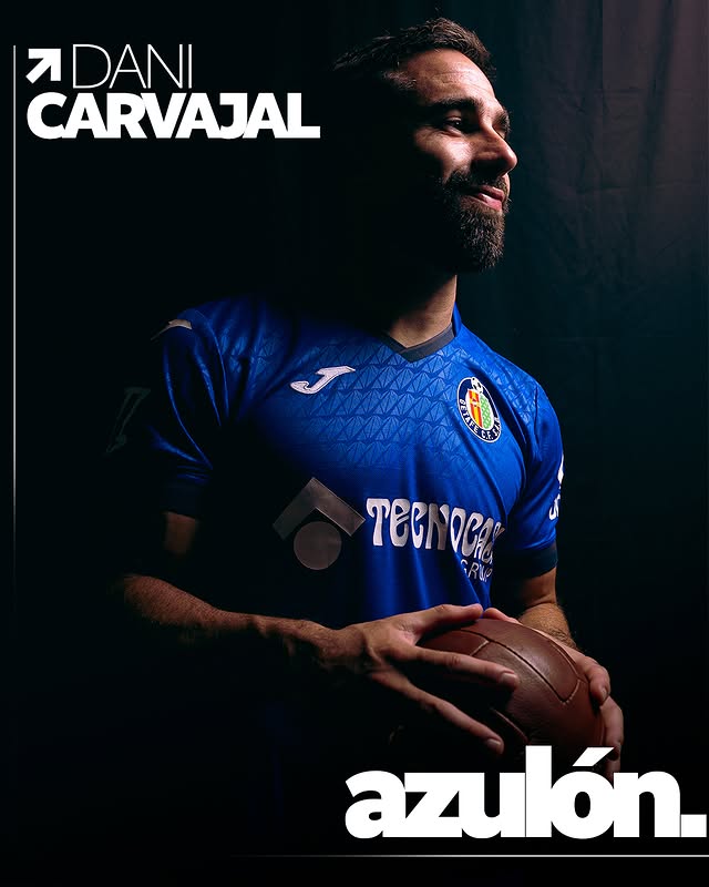 ✨ 𝑳𝒂 𝑳𝒆𝒚𝒆𝒏𝒅𝒂 ✨ 💙 Ahora sí, de Azulón.