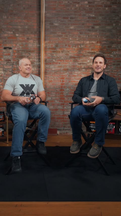 If you ever wondered what happens between takes with Chris Pratt and Jocko, this is it. A lot of it.
