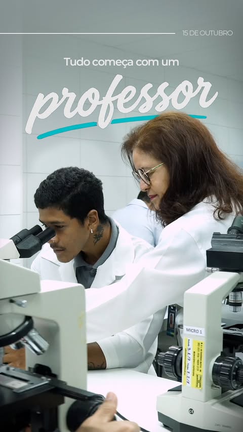 Tudo começa com um professor. 💙 Toda grande história, cada descoberta e cada sonho que ganha forma tem alguém que acredita no potencial de um aluno e inspira a ir mais longe. Porque ensinar vai muito além de comparti…