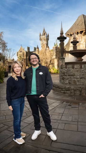 I had the EPIC pleasure of meeting Jeff Polk, Executive Vice President + General Manager of Epic Universe (and a VERY proud SCAD dad!!!), who loves hiring SCAD Bees because they arrive DAY ONE fully prepared to contri…