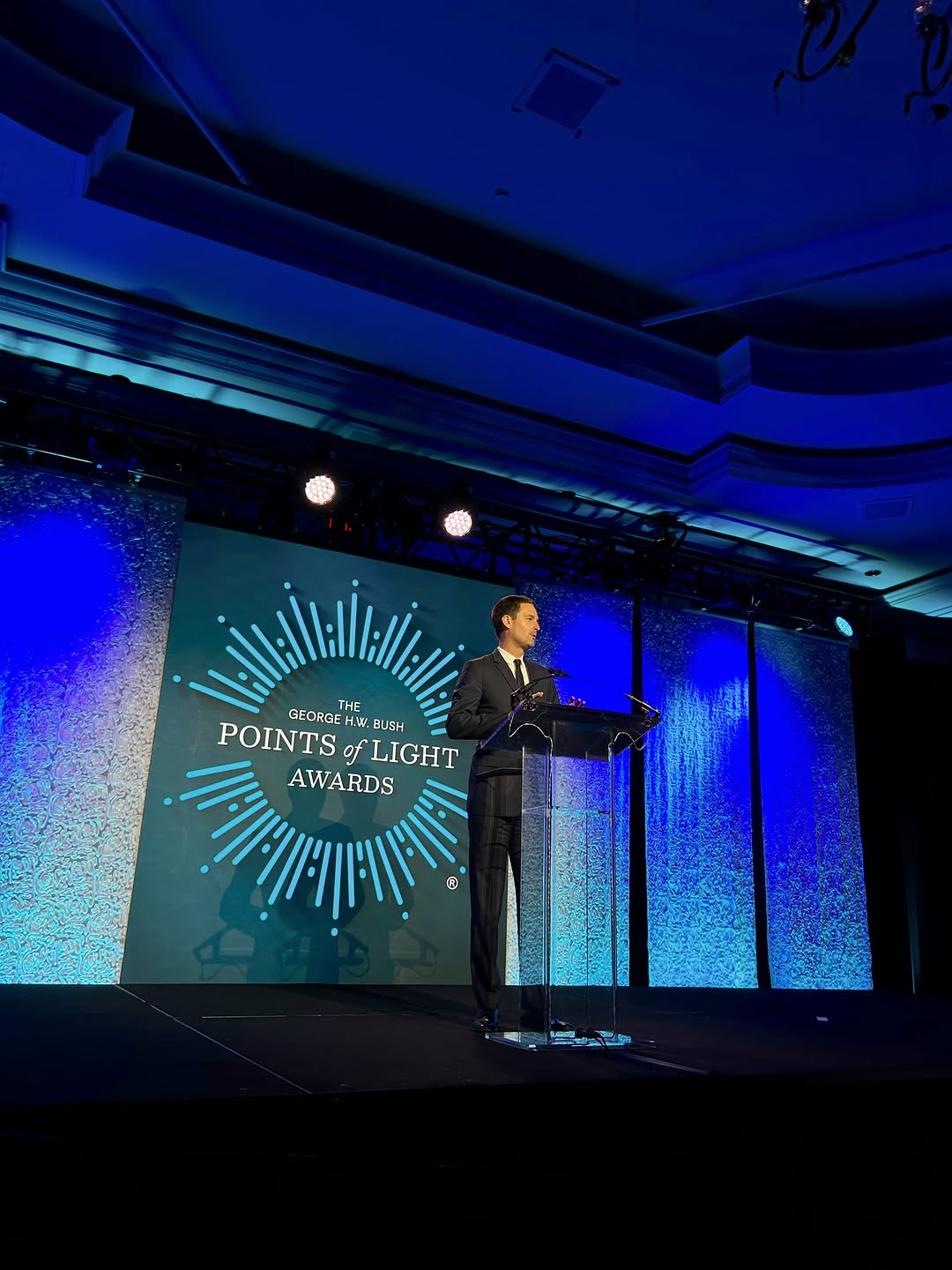 Grateful to be recognized by @PointsofLight with the George H.W. Bush Points of Light Award. Building Snap has given us the opportunity to make a difference far beyond technology. I’m proud of what we’ve accomplished …