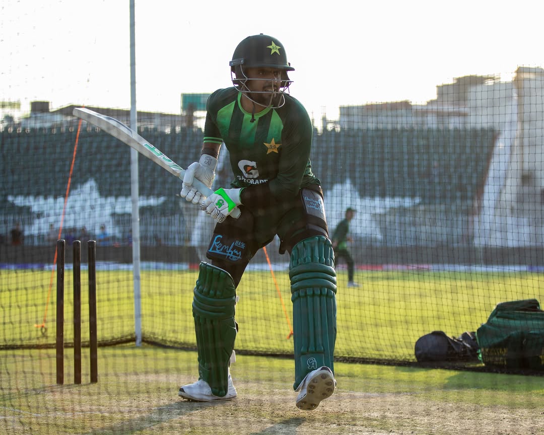 Watch The Ball 🏏