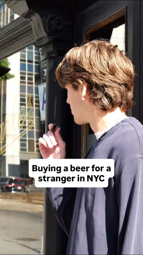 Buying a beer for comedy legend @jeffreygurian Jefferey Gurian is recognized by comedians for years as the most famous man in comedy From writing jokes for the biggest names in comedy to becoming a legend in the NYC c…