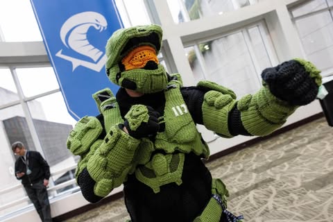 Sign-ups for the Cosplay and Maker’s contests are officially OPEN! 🎉 🎭 aka.ms/HF-CosplayForm 🛠️ aka.ms/HF-MakersForm Wear (or build!) something nice. We'll see you at #HaloFest! Check linkinbio for more info.