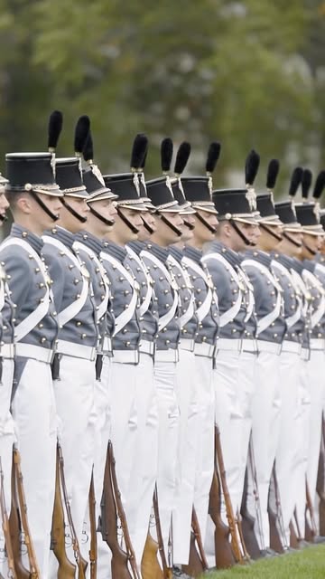 All American spirit. Army pride. The Army Black Knights capped off Homecoming Weekend with a victory over Florida Atlantic at Michie Stadium! From the gridiron to the Soldiers of the 82nd Airborne Division, today’s ce…
