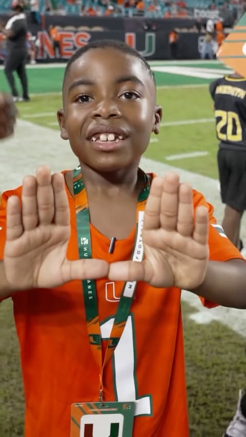 Malachi meets Malachi. 🙌 Seven-year-old Sylvester patient Malachi Jenkins is a huge Miami Hurricanes fan, and getting to meet his favorite player, wide receiver Malachi Toney (@malitoney10), made for a special day. W…
