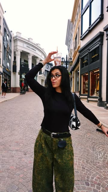 ⁨ تسلا الطائرة؟ 🤙🏻💀⁩