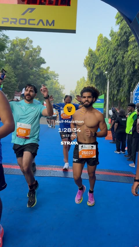 The sub-90 club. Finally. ❤ @delhihalfmarathon - #vedantadelhihalfmarathon #runningforlife
