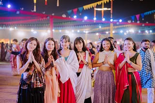 There’s something beautiful about watching different cultures come together to celebrate Navratri. 🪷 Our international student community and delegates joined in the Navratri celebrations embracing the colours, tradit…