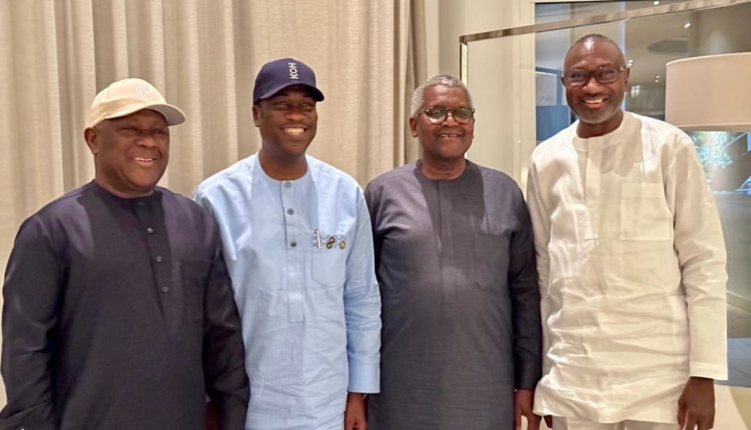 Yesterday, I hosted dinner in honour of Dr Kadri Obafemi Hamzat, the incoming Governor of Lagos State. A man of the highest integrity, with whom I shared a bunk bed at boarding school 49 years ago. My experience of hi…