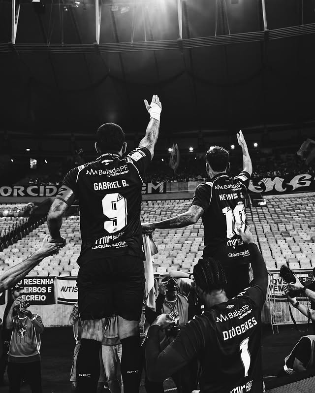 Se for um sonho eu não quero acordar 🤍🖤 Como é bom ser SANTOS FUTEBOL CLUBE