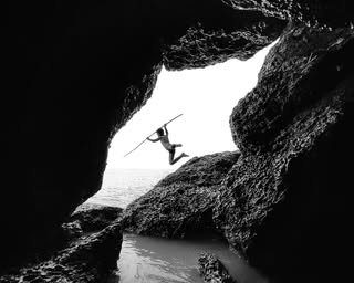With #XiaomiImageryAwards2026 now wrapped up, we're looking back at winning photographs from past editions of the Xiaomi × Leica photography awards, starting with #XiaomiImageryAwards2023. A fleeting gesture. A striki…