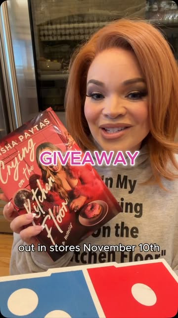 ✨SPECIAL GIVEAWAY!✨ Your favorite pizza order could bring you one step closer to an exclusive Domino’s x Crying on the Kitchen Floor event! #ad For a chance to attend Trisha and Domino’s NYC event (and get special mer…