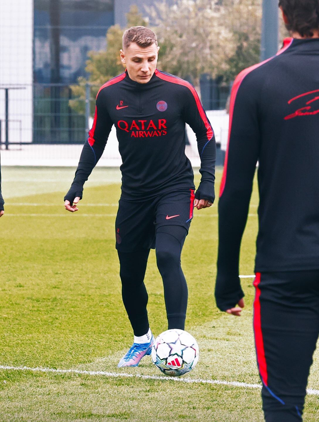 🤩❤️💙