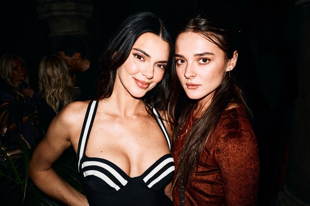 Following the Academy Museum Gala, guests gather at Chateau Marmont in Los Angeles for an exclusive evening hosted by Giorgio Armani, bringing together the worlds of cinema and fashion. @chateaumarmont Photography: @m…