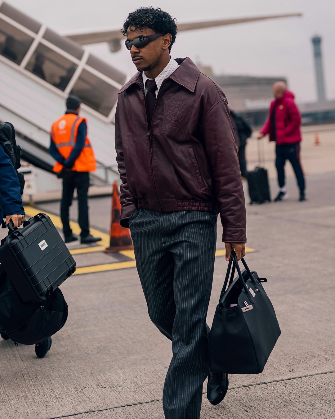 AMIRI continues its partnership with FC Barcelona (@fcbarcelona) with the launch of its second season as official formalwear partner, marking both a continuation, and an evolution. The second season sees formality mee…