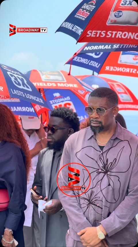 With the way Don Baba J, @donjazzy , is focused, you will know he’s definitely an investor in the Dangote Refinery IPO, spotted alongside @officialwaje and @folagade_banks at the special visit to the Dangote Refinery,…