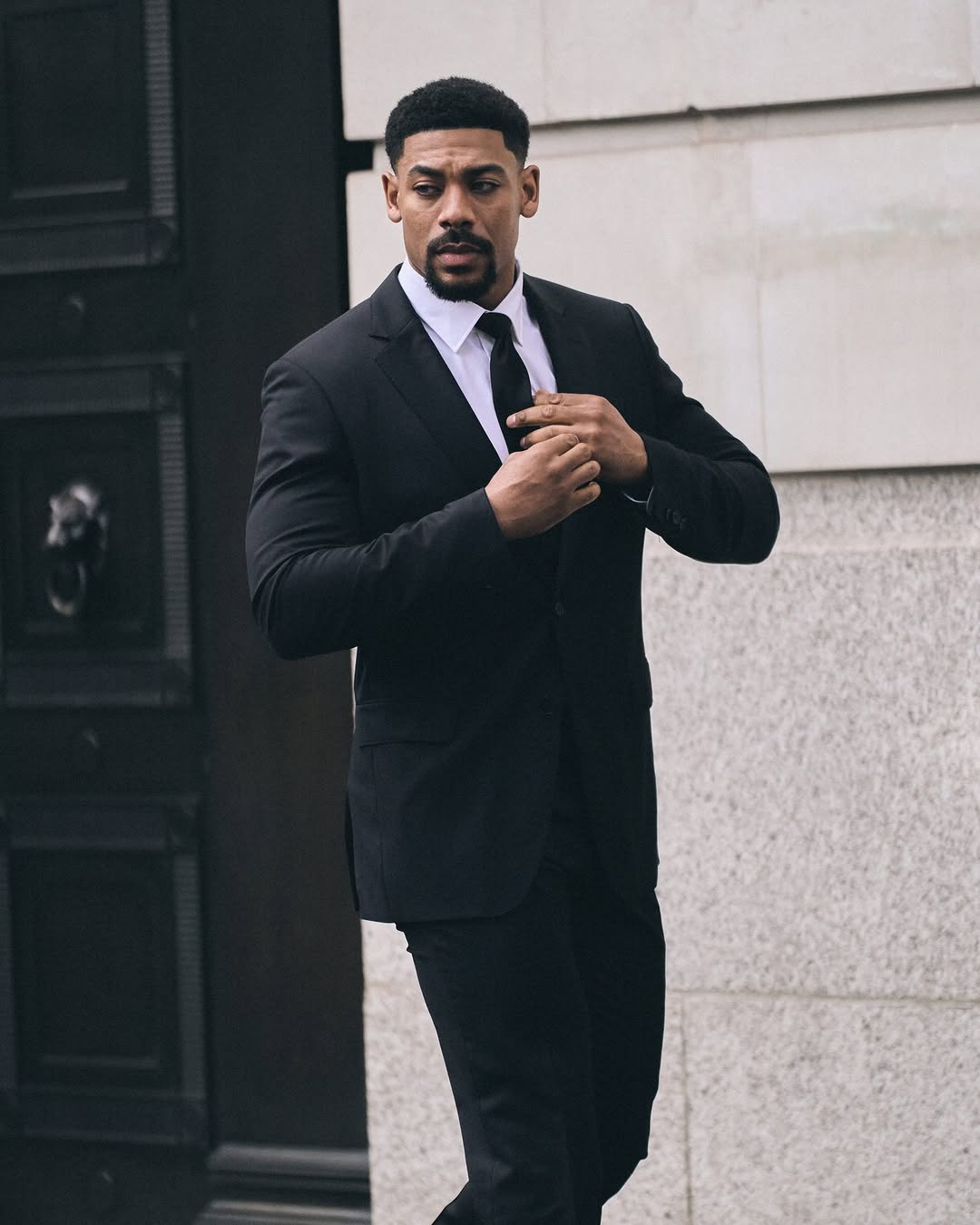 A classic silhouette and impeccable tailoring. A real BOSS owns the city one strong step at a time #BeYourOwnBOSS​