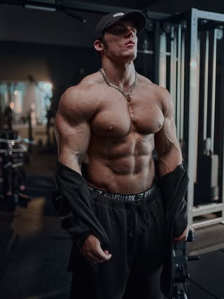 The results get noticed. The process doesn’t. Gymshark X Sam Sulek dropping October 22nd. 7pm BST | 8pm CEST | 2pm EDT | 11am PDT | 7pm GST