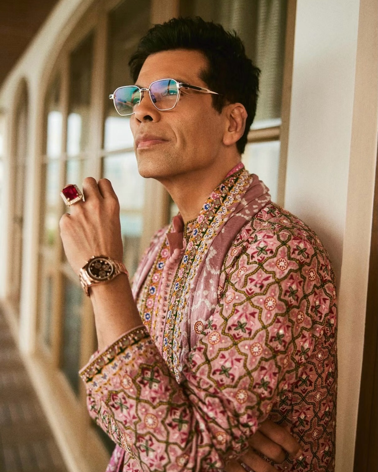 When it’s your vision, you wear it your way. @karanjohar ✨ Styled by @ekalakhani Jewellery @tyaanijewellery @sheldon.santos @sko.store Kurta by @jigyam