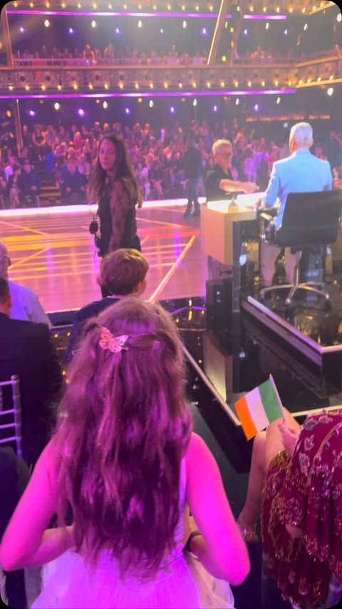 So proud of this woman @kymherjavec5678 on @dancingwiththestars #dwts - her biggest fans had to give her the biggest hugs ! I gave a 10 for judging - and lots of hugs !!