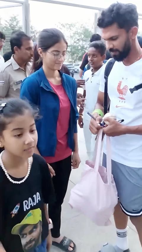 Bro forgot the whole point…but it happens Rutu! 😂💛 #WhistlePodu 🎥 : Yogita Saraswat