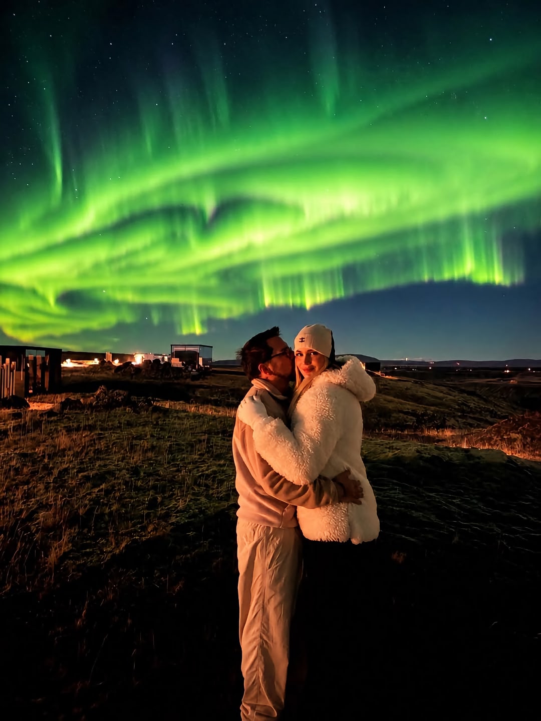 Mi sueño hecho realidad 😍✅ conocer las auroras boreales, gracias por cumplirlo @irrael te amo !!! La noche de hoy y la de ayer, Diosito nos regalo una de las vistas más increíbles del mundo 😍😍 después de 2 años pla…