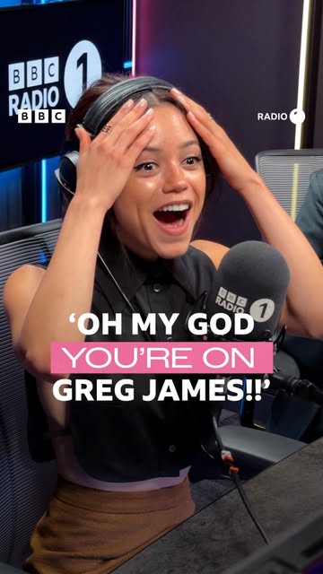 not to be dramatic but i would run through a brick wall for jenna ortega's assistant