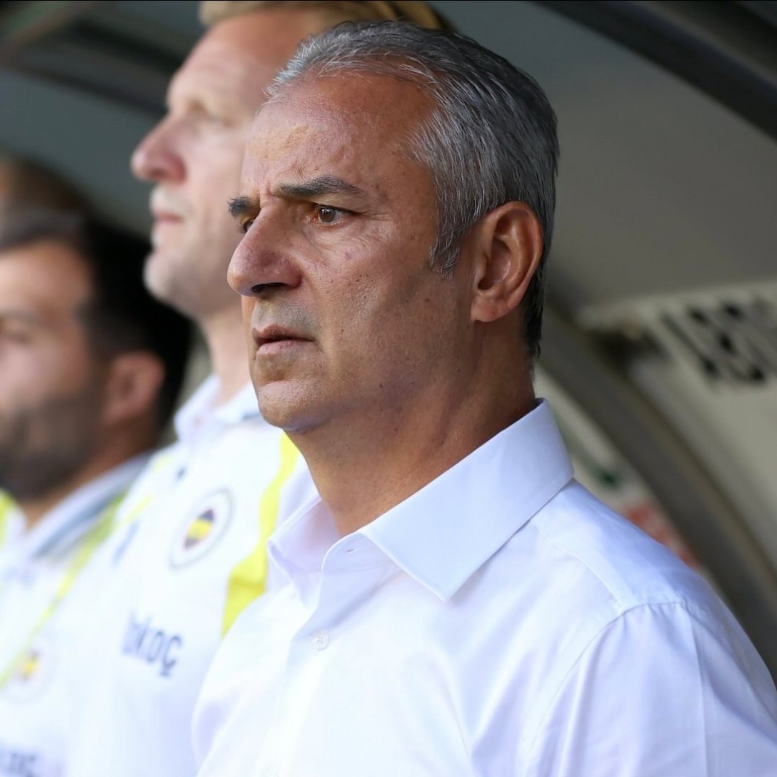 🚨 Fenerbahçe Yönetim Kurulu’ndaki büyük çoğunluk, İsmail Kartal ile yolların ayrılmasını ve sezona yabancı bir teknik direktörle devam edilmesini istiyor.