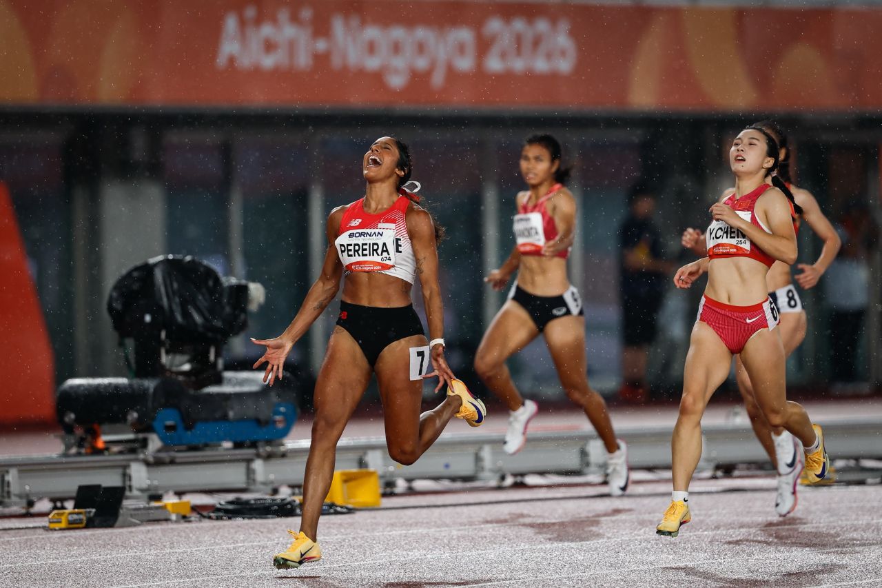 Brilliant! Shanti gave everything she had, physically, mentally and emotionally, again. And made history as the first two-time winner in the women’s 200m at the Asian Games. Shanti came in decisively ahead of China’s …