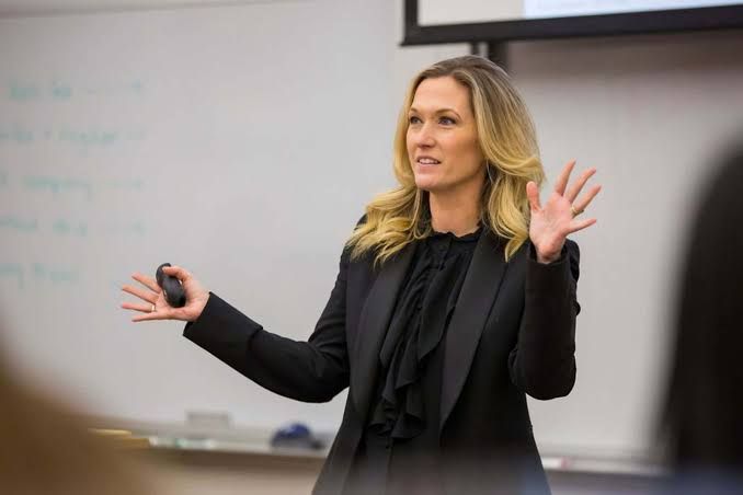 Dr. Kelly Goldsmith has been named Senior Associate Provost for Undergraduate Education at Vanderbilt University! She will also continue as the E. Bronson Ingram Chair Professor of Marketing at Vanderbilt University O…