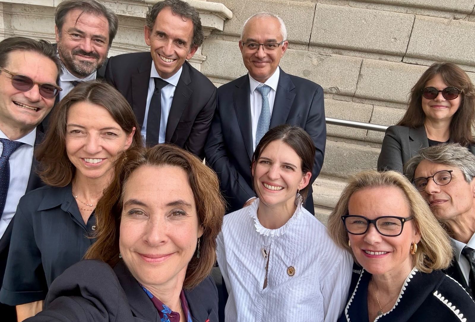Just coming back from #Spain, a special country for Veolia, with breaking news: for the next 25 years, more than 230,000 people around Barcelona will turn on their tap and count us! We were just selected as the winnin…