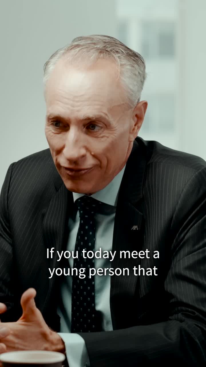 Leadership is not only about the corner office. It is about staying close to people, listening, and creating an environment where talent can thrive. This is what Mike Bloomberg shared when we sat down for the latest e…