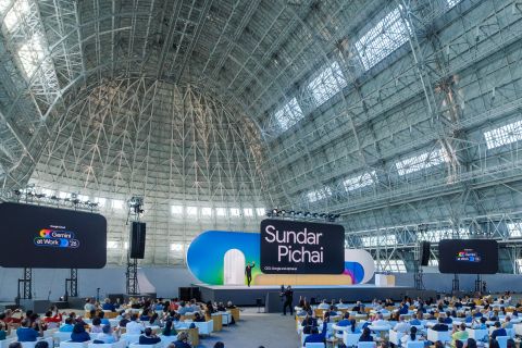 Great to be with 700+ Google Cloud customers at the historic NASA Hangar One for Gemini at Work! Today, we introduced the new Gemini agent, a single, universal agent for work that has all of your business context and …