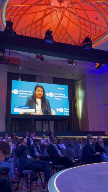At #BloombergNewEconomy in New Delhi today, we had a very practical conversation about what it takes for businesses to get real value from AI. The companies getting meaningful value are treating AI as an operating mod…