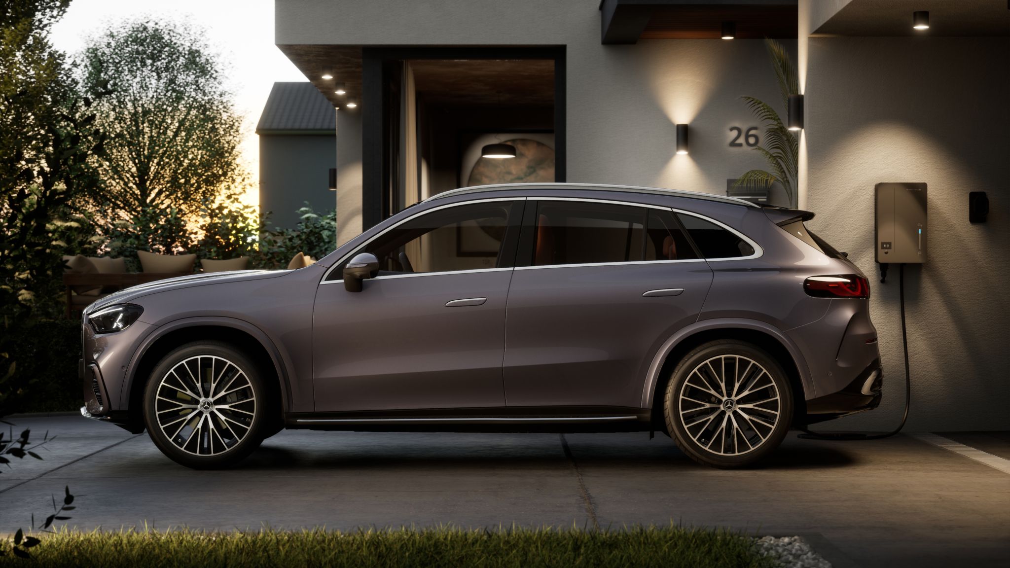 Electric vehicles now have a new purpose (other than mobility). What might that be, you ask? Helping to power the grid! With MB.CHARGE Home Pro Intelligent, customers in Germany can charge their car at home and also f…