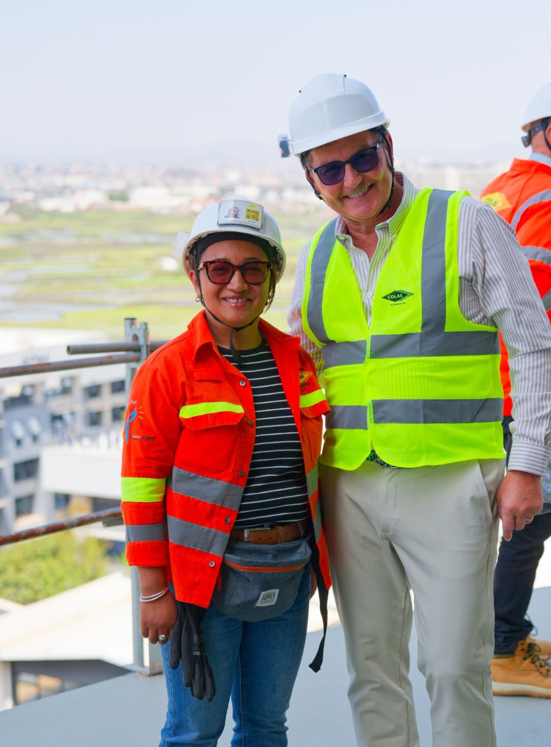 Aller à la rencontre des femmes et des hommes du groupe Bouygues est l’une de mes priorités. Et un vrai plaisir. Onisoa ANDRIAMANANTENA a commencé chez COLAS Madagascar comme assistante technique il y a plus de 20 ans…