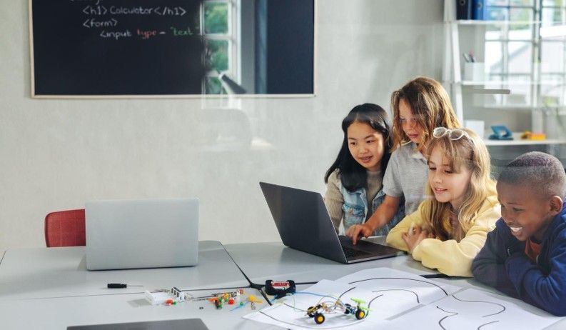 PPTs of 1st session of UNESCO webinar series The first session the webinar series of UNESCO International Institute for STEM Education was organized successfully on 26 October 2026. The PowerPoint files of presentatio…