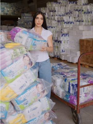 Respuesta a @Misi gracias a ustedes todo esto fue posible 💖✨ después de el terremoto en Venezuela 🇻🇪 muchas personas siguen afectadas. 7 contenedores salieron a la guaira con alimentos , artículos de higiene , elec…