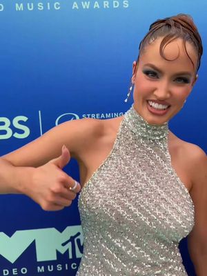 HI @MTV VMAs @sundaykalogeras @demitrakalogeras @Eliana Kalogeras 🥹🩷 @CBS #vmas2026